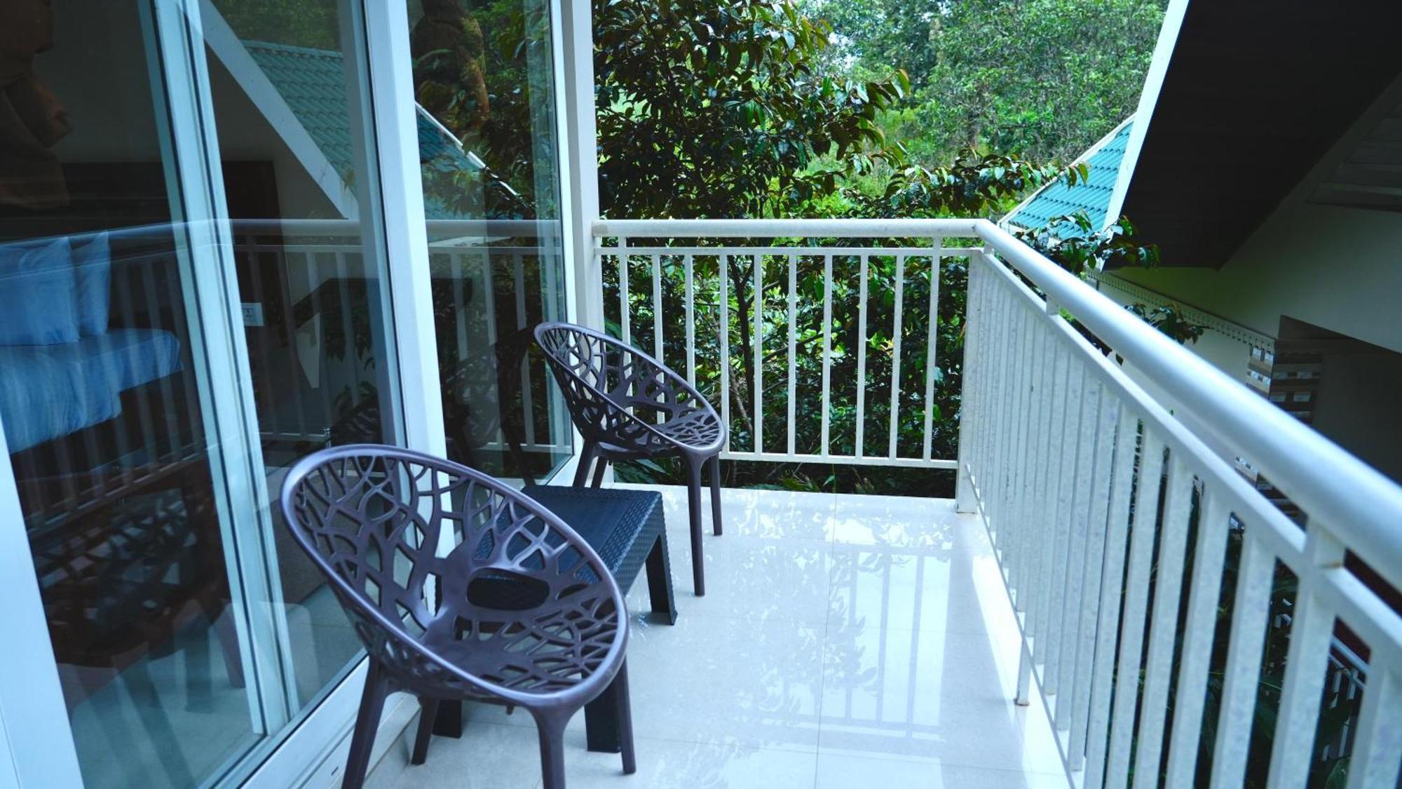 Aveda Munnar Mountains And Mist Hotel Buitenkant foto