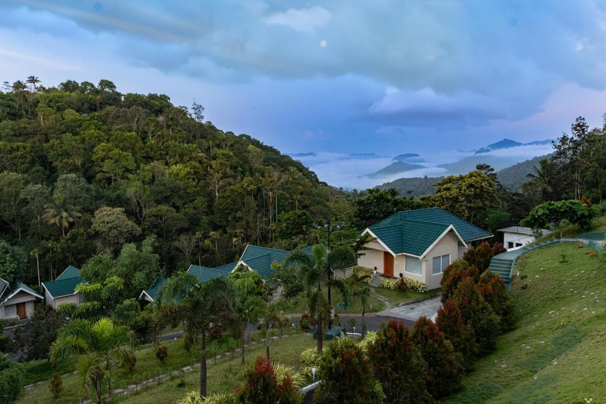 Aveda Munnar Mountains And Mist Hotel Buitenkant foto